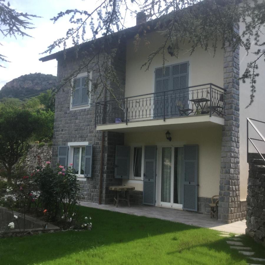 Bed and Breakfast Castelli in aria Finale Ligure Esterno foto